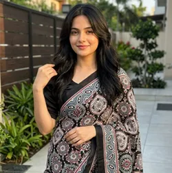 Drape_The_Moment_Modal_Ajrakh_Print__BALAJI FASHION