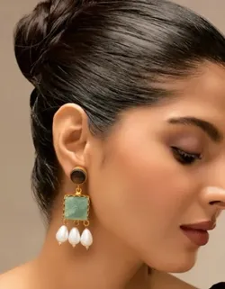 Adorn_And_Shine_Earings__VOSGI
