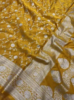 Drape_Your_Story_Festive__VASTRA WEAVES