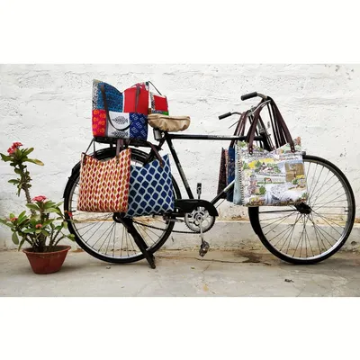 SHOP_BY_CATEGORY_HAND_/_TOTE_BAG__undefined