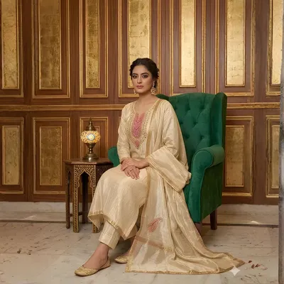 SHOP_BY_COLLECTION__undefined__undefined