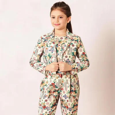 EXPLORE_COLLECTIONS_undefined__undefined