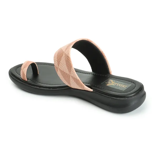 Casual_Slip_On_Flat_Slippers_(Peach)
