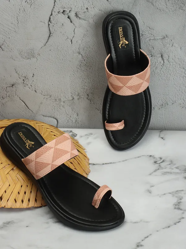 Casual_Slip_On_Flat_Slippers_(Peach)