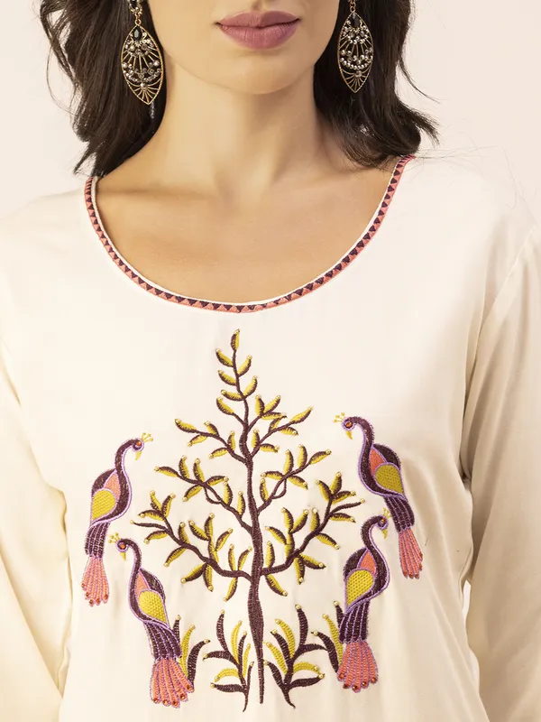 Off_White_Rayon_Women_Kurta,_Exquisite_Embroidery_with_Crystal_&_Pearl_Hand_Work