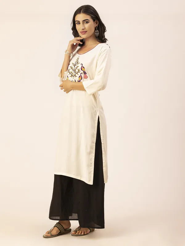 Off_White_Rayon_Women_Kurta,_Exquisite_Embroidery_with_Crystal_&_Pearl_Hand_Work