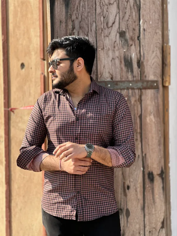 Pink_Cotton_Blend_Printed_Casual_Shirt_For_Men