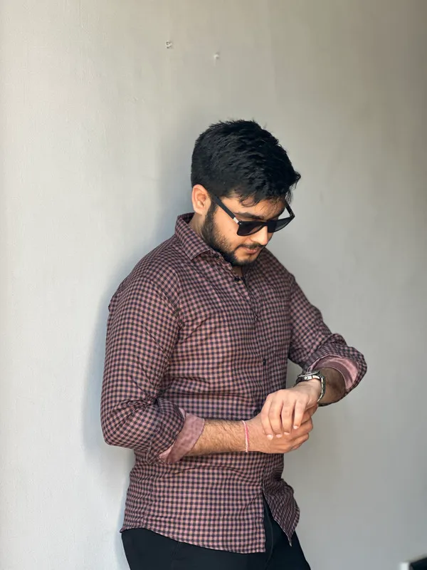 Pink_Cotton_Blend_Printed_Casual_Shirt_For_Men