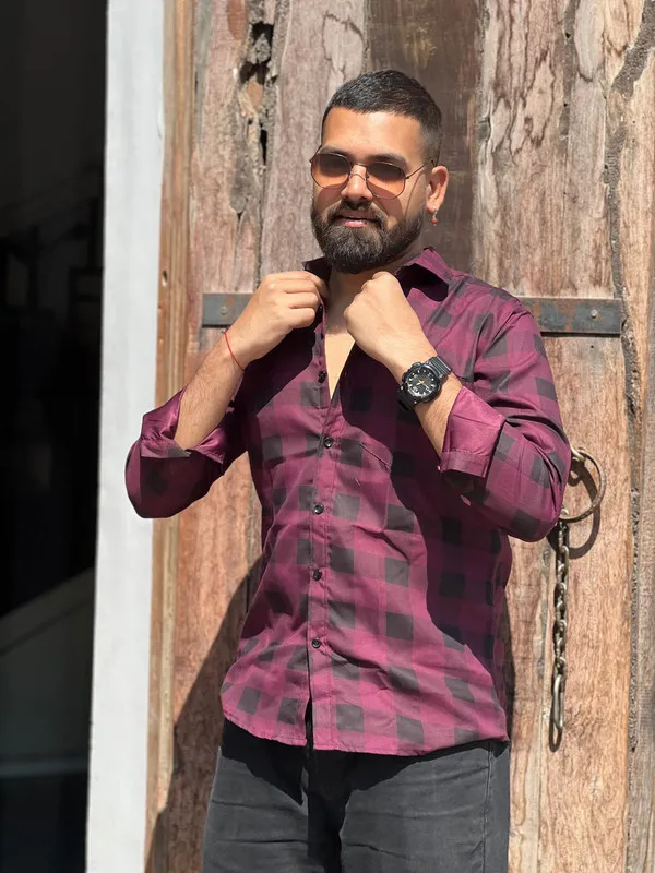 Maroon_Cotton_Blend_Printed_Casual_Shirt_For_Men