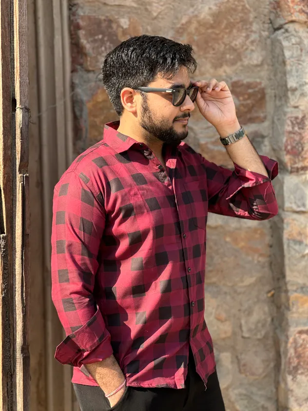Red_Cotton_Blend_Printed_Casual_Shirt_For_Men