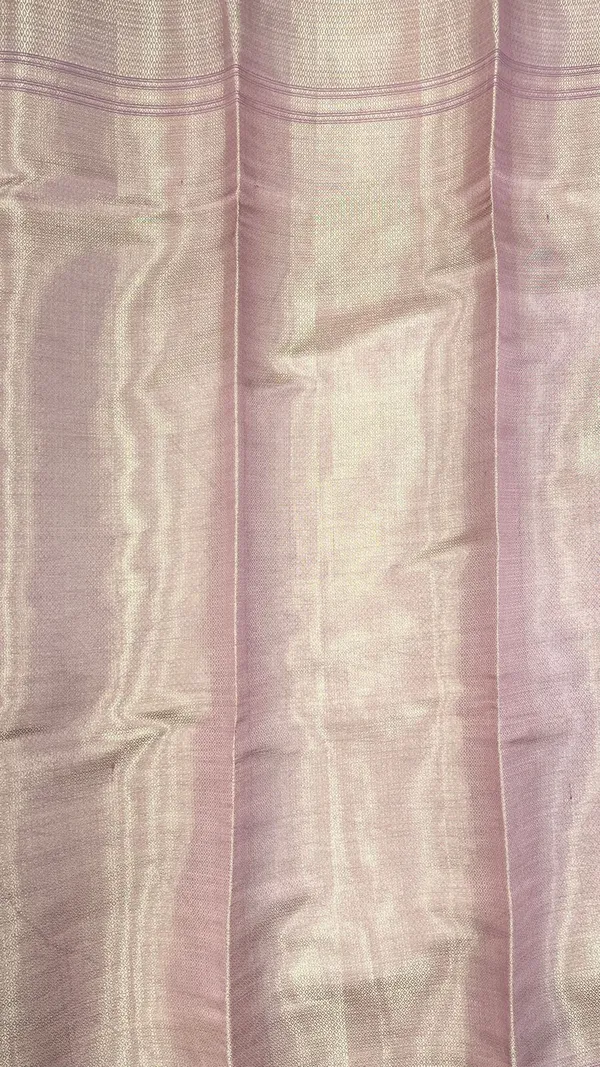 Humairah_Pure_Handloom_Light_Purple_Dupion_Silk_Silver_Mina_Floral_Gold_Zari_Jaal_Skirt_Gold_&_Silver_Mina_Zari_Border_with_Kadiyal_Minakari_Pallu_and_Light_Purple_Blouse