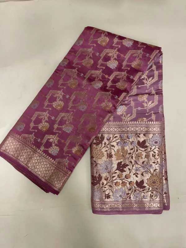 Humairah_Pure_Handloom_Light_Purple_Dupion_Silk_Silver_Mina_Floral_Gold_Zari_Jaal_Skirt_Gold_&_Silver_Mina_Zari_Border_with_Kadiyal_Minakari_Pallu_and_Light_Purple_Blouse