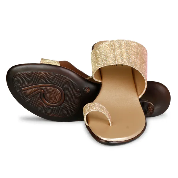 Casual_Thumb_Strap_Heels_(Gold)