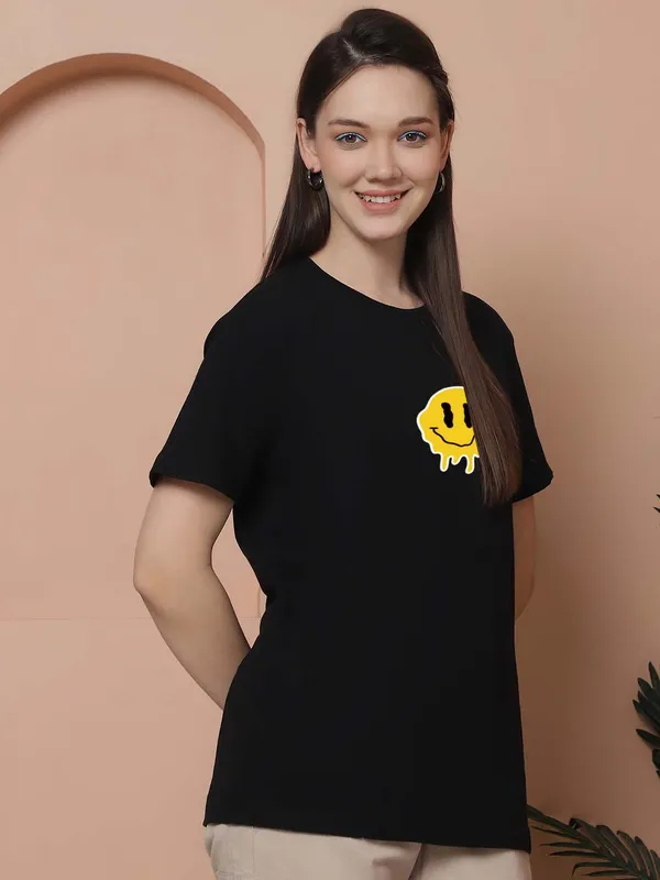 Women_Black_Do_What_Makes_You_Happy_Print_Oversized_Tshirt