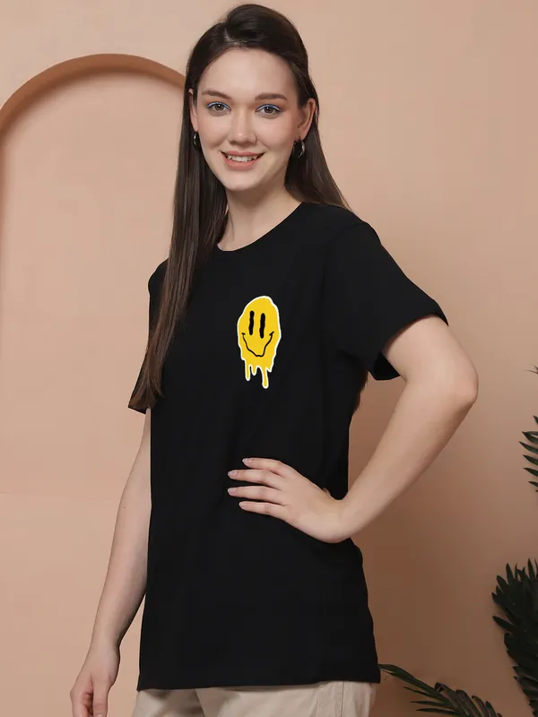 Women_Black_Do_What_Makes_You_Happy_Print_Oversized_Tshirt