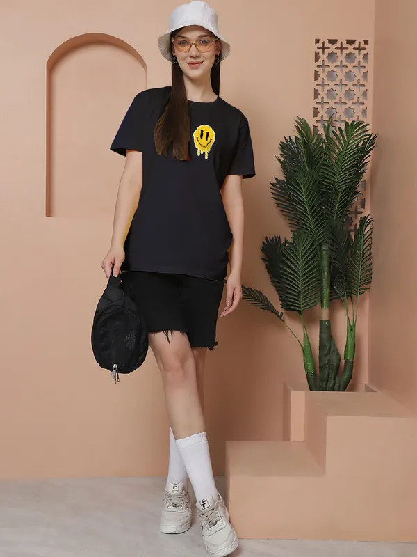 Women_Navy_Blue_Do_What_Makes_You_Happy_Print_Oversized_Tshirt
