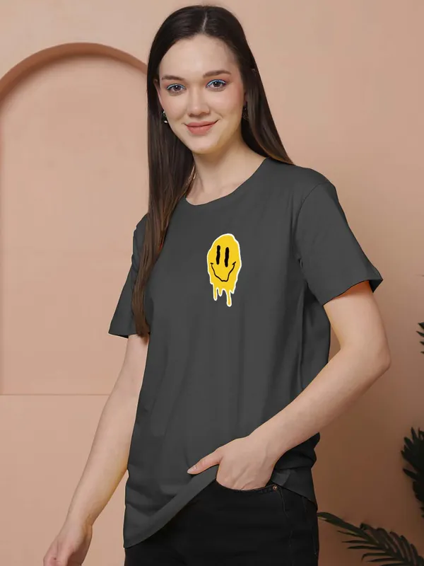 Women_Grey_Do_What_Makes_You_Happy_Print_Oversized_Tshirt