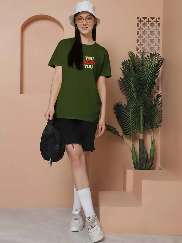 Women_Olive_Green_Need_You_Print_Oversized_Tshirt