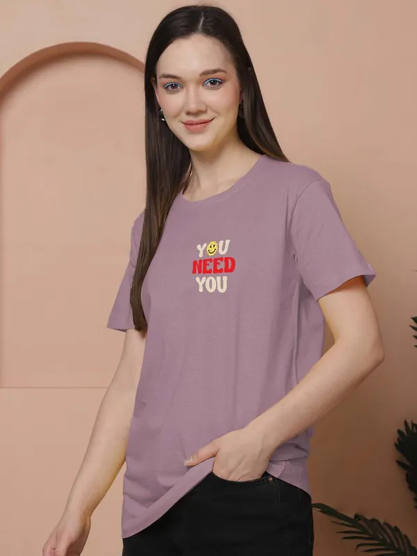 Women_Dark_Purple_Need_You_Print_Oversized_Tshirt