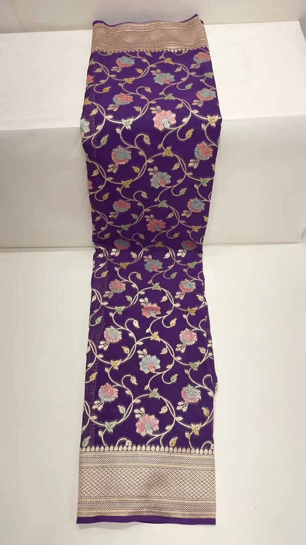 Humairah_Pure_Handwoven_Purple_Khaddi_Georgette_Hand_Brush_Floral_Zari_Jaal_Banarasi_Zari_Border_Saree_with_Purple_Blouse_piece