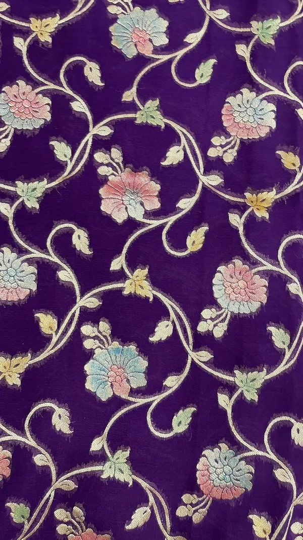 Humairah_Pure_Handwoven_Purple_Khaddi_Georgette_Hand_Brush_Floral_Zari_Jaal_Banarasi_Zari_Border_Saree_with_Purple_Blouse_piece