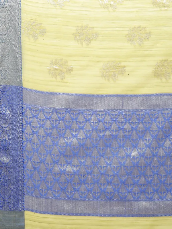 Green_Matka_Silk/Silk_Blend_Banarasi_Sarees_For_Women