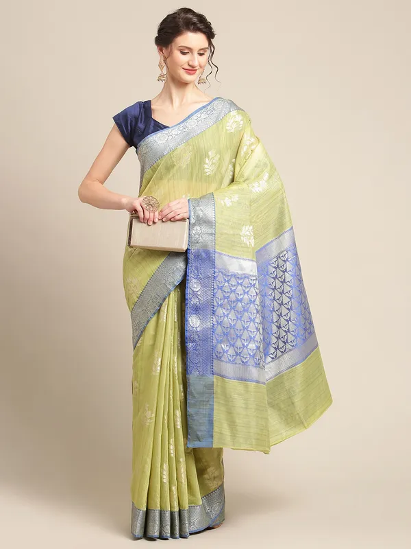 Green_Matka_Silk/Silk_Blend_Banarasi_Sarees_For_Women