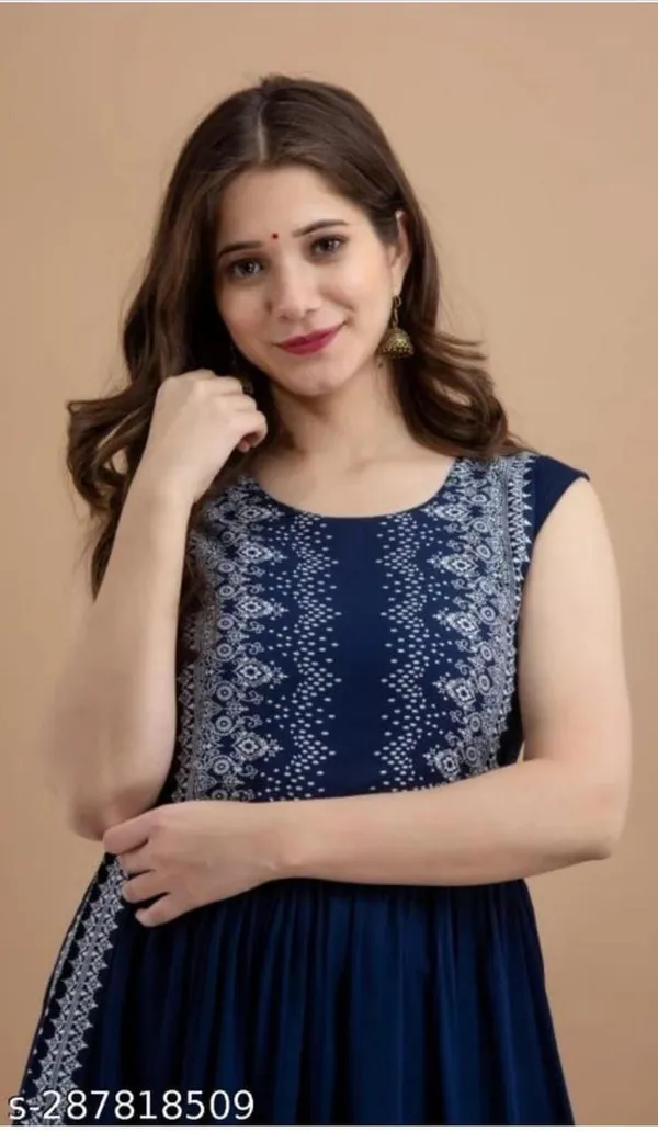 Women_Classic_Blue_Printed_Long_Kurti