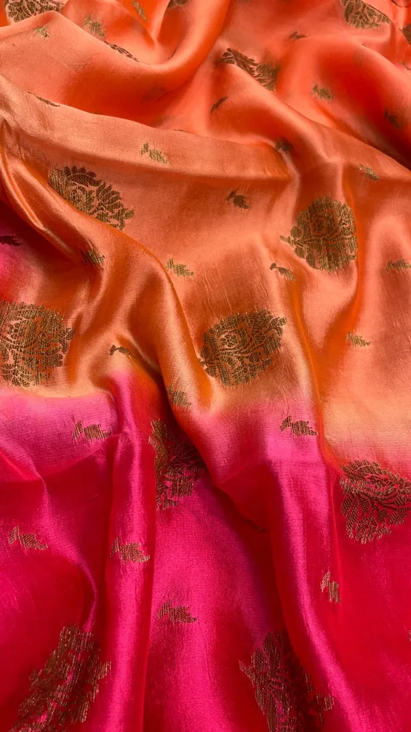 Humairah_Pure_Handloom_Orange_Contrast_Pink_Dupion_Silk_Copper_Zari_Floral_Booti_Banarasi_Mina_Zari_Border_with_Floral_Banarasi_Pallu_and_Pink_Blouse