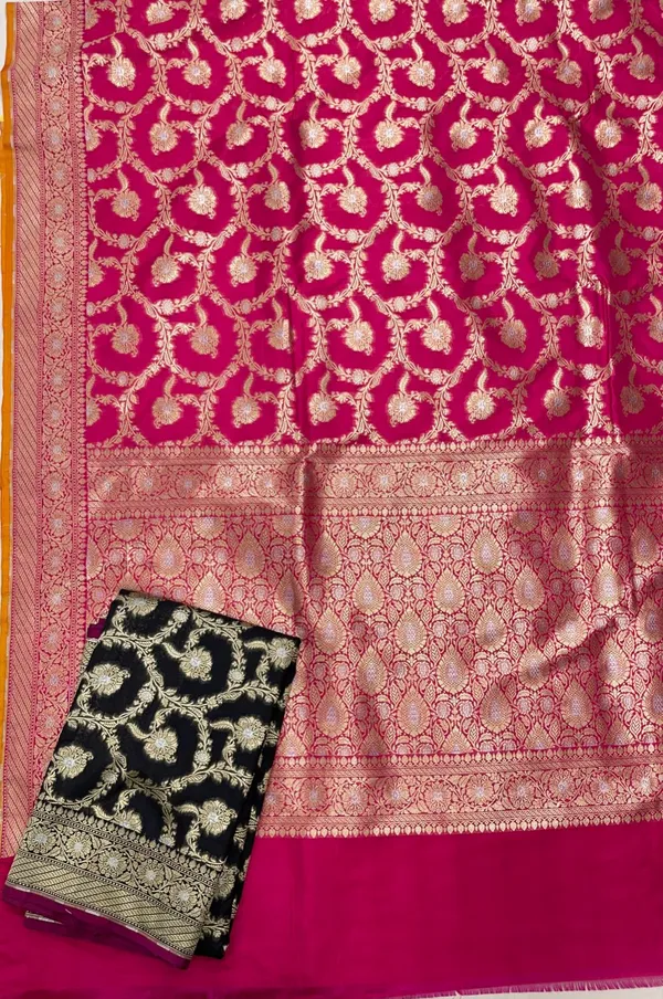 Humairah_Presents_Pink_Katan_Silk_Floral_Tilfi_Zari_Mina_Jaal_with_Leaf_Pattern_Silver_Mina_Pallu_Zari_Border_and_Pink_Blouse