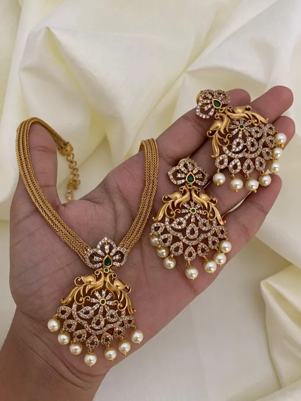 Kanjal_Antique_Pendant_Set