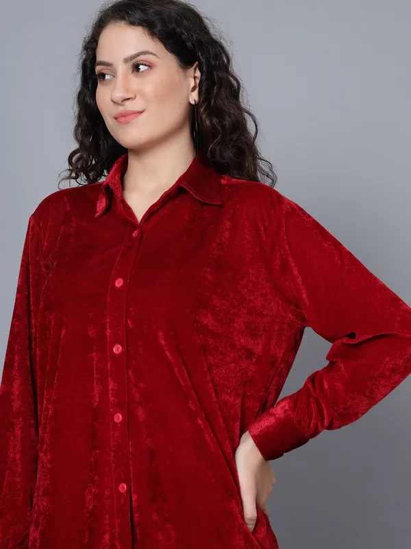 Maroon_Velvet_Collared_Shirt_&_Pant_For_Women_Co-ords_Set