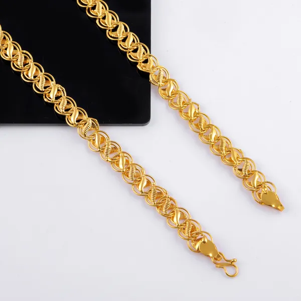 Gujju_Stylish_Gold_Plated_Chain_For_Boys_And_Men's