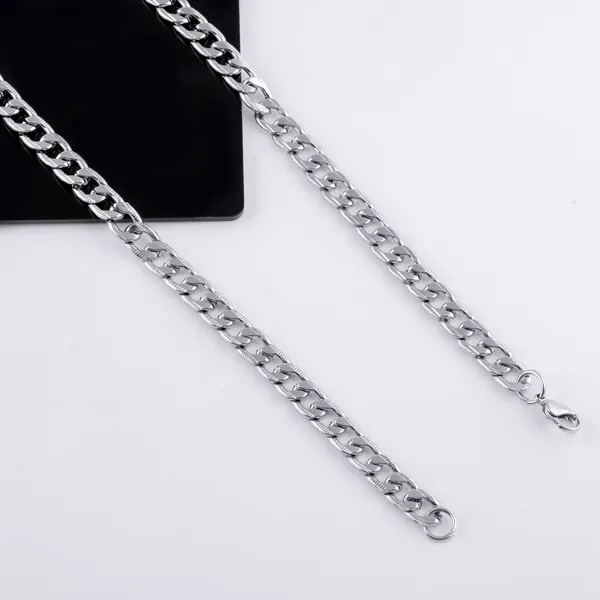 Gujju_Beads_Silver_Plated_Alloy_Chain_Special_For_Boys_And_Man