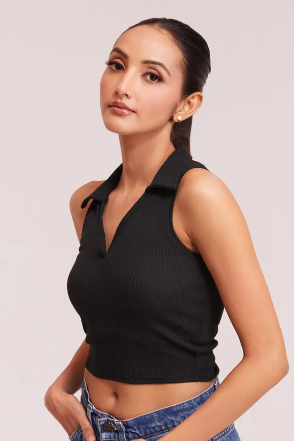 Black_Sleeveless_V-Neck_Slim_Fit_Collared_Tank_Crop_Tops_For_Women