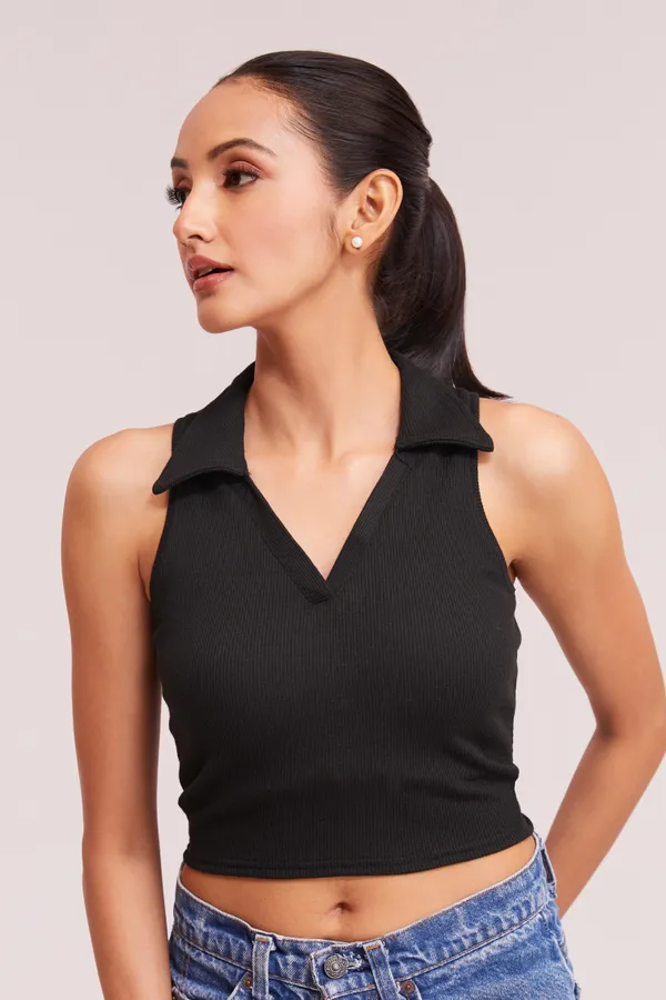 Black_Sleeveless_V-Neck_Slim_Fit_Collared_Tank_Crop_Tops_For_Women
