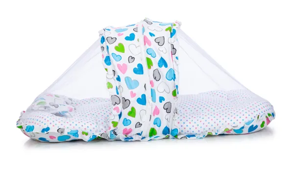 Heart_Jumbo_Extra_Large_Baby_Bedding_Set_with_Mosquito_net_and_Pillow_(Pink)_0-20_Months_(Blue)