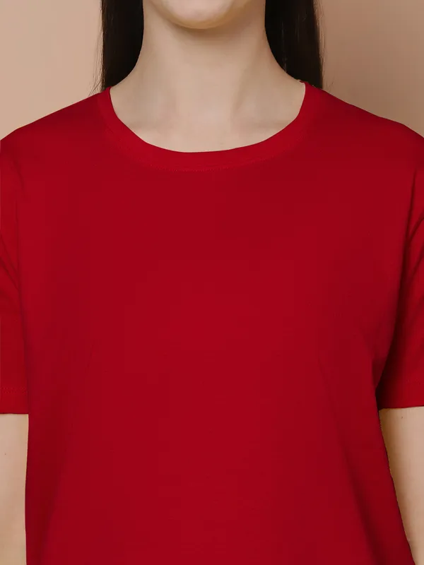 Women_White_&_Red_Round_Neck_Oversized_Tshirt