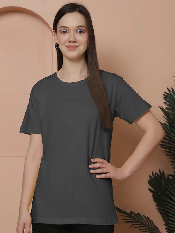 Women_White_&_Grey_Round_Neck_Oversized_Tshirt