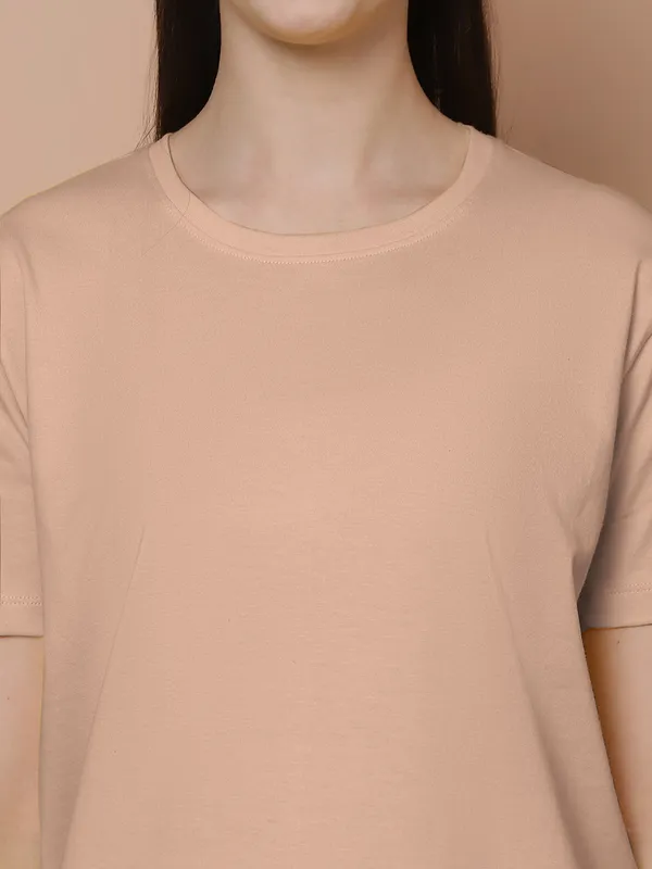 Women_Yellow_&_Coral_Round_Neck_Oversized_Tshirt