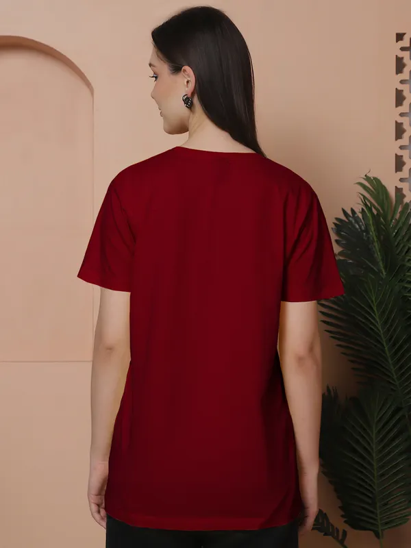 Women_Maroon_&_Turquoise_Blue_Round_Neck_Oversized_Tshirt