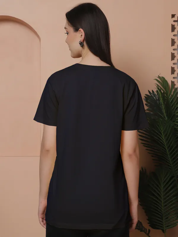 Women_Navy_Blue_&_Light_Turquoise_Round_Neck_Oversized_Tshirt