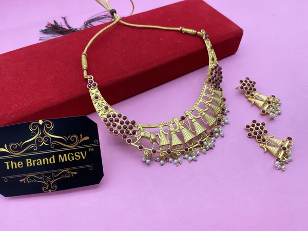 Gujju_Latest_Jewel_Set_Special_For_Girls_And_Women