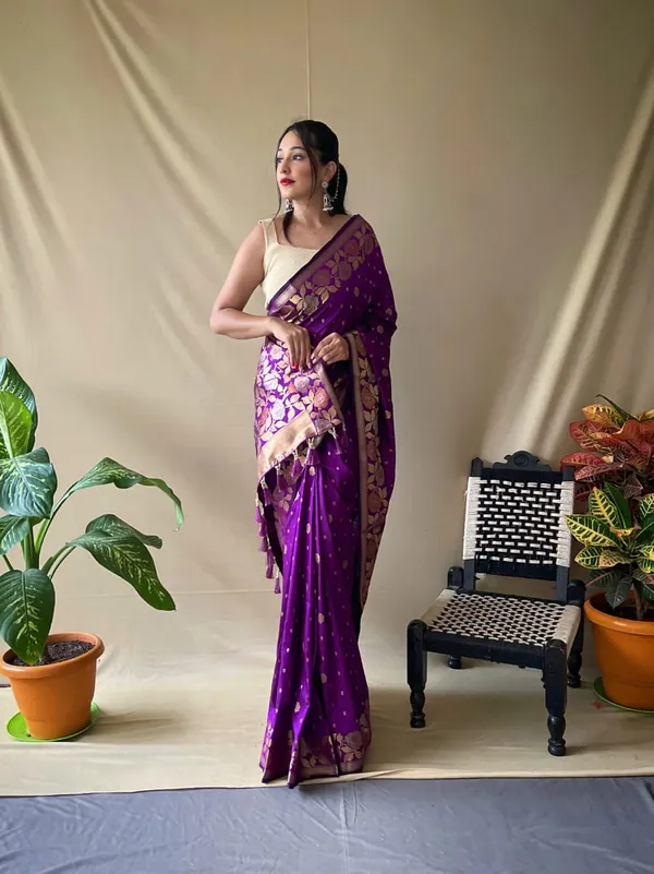 PURPLE_BANARASI_SILK_FLORAL_SAREE_WITH_UNSTITCHED_BLOUSE_PIECE