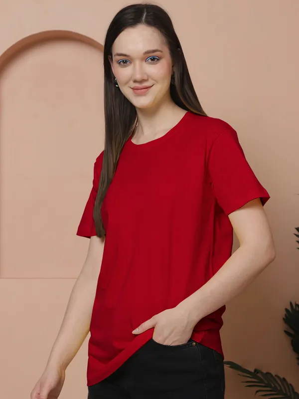 Women_Red_Round_Neck_Oversized_Tshirt