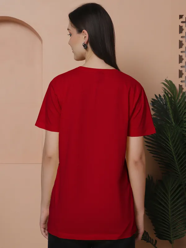 Women_Red_Round_Neck_Oversized_Tshirt