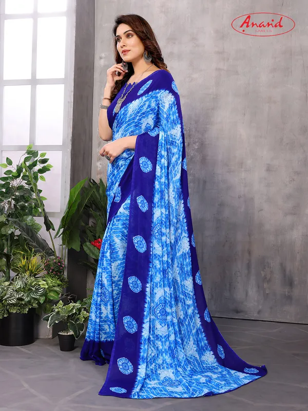 Paisley,_Striped,_Ombre,_Geometric_Print_Leheria_Georgette_Saree_(Blue,_Light_Blue)