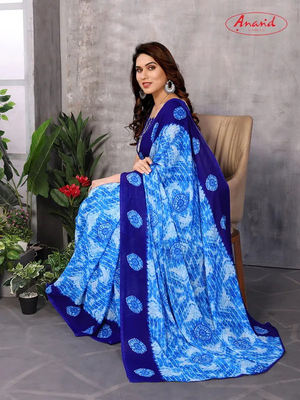 Paisley,_Striped,_Ombre,_Geometric_Print_Leheria_Georgette_Saree_(Blue,_Light_Blue)