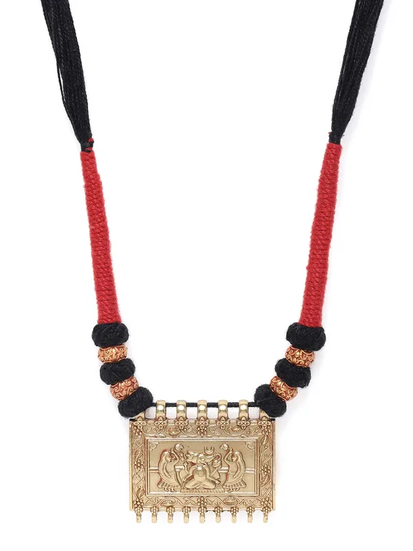 Women_Gold-Toned__Red_Gold_Plated_Necklace