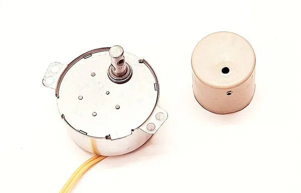 1_Pc_Synchronous_Motor_with_Pulley_Connector_220-240volts_5/6rpm_4w_Auto_Swing_Motor_220_Volt_Ac_for_Playground_Swings,_Outdoor_Entertainment_Areas,_Robotics_and_Automation_etc.